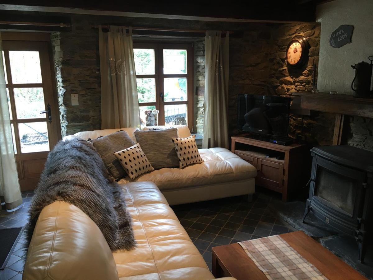 Vieux Logis Een Prachtige Ardeense Vakantiewoning Vresse-sur-Semois ภายนอก รูปภาพ